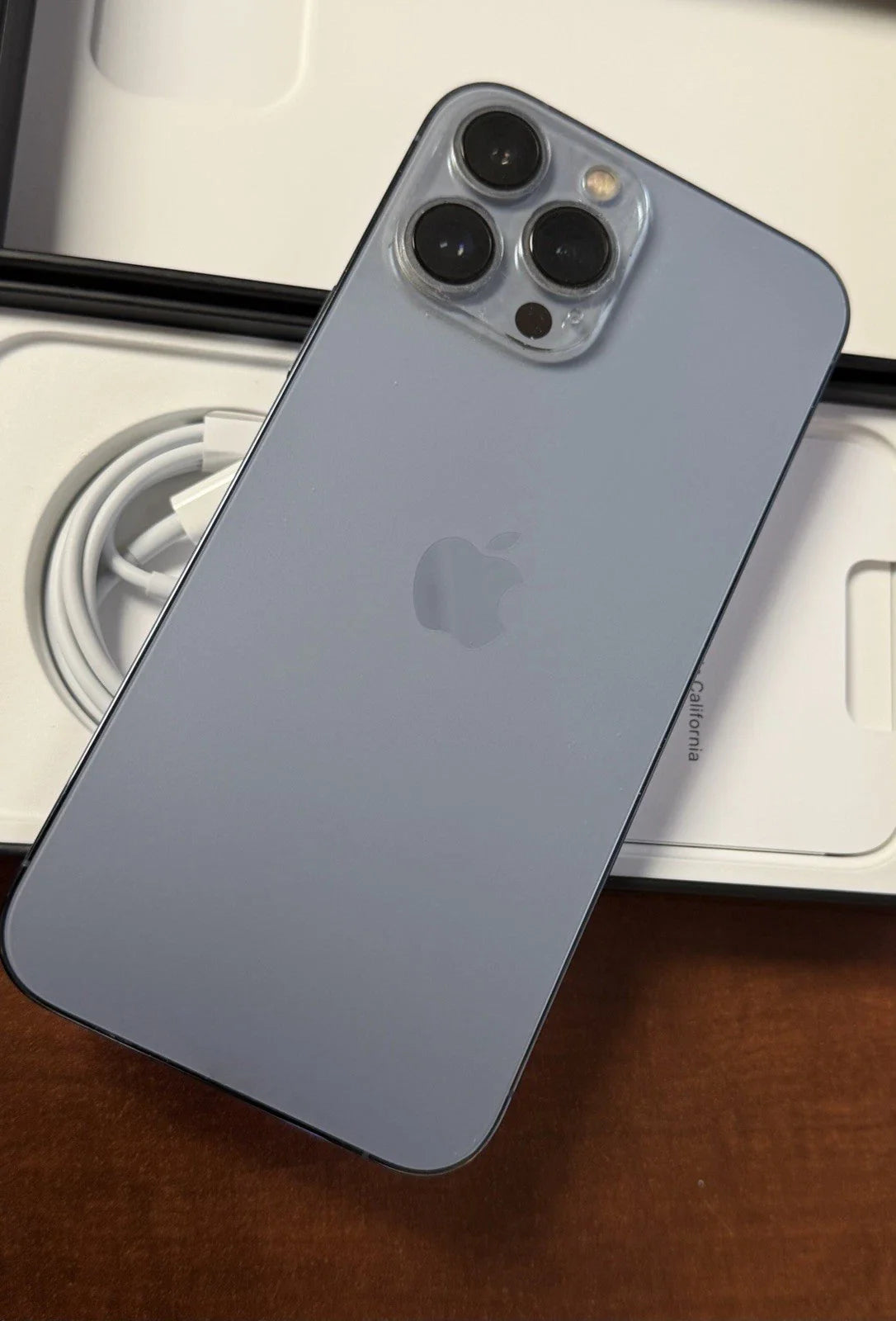 Original Unlocked iPhone 13 Pro Max 6.7" Super Retina OLED 128GB 256GB ROM 6GB RAM A15 IOS Face ID NFC 5G LTE Mobile Phone