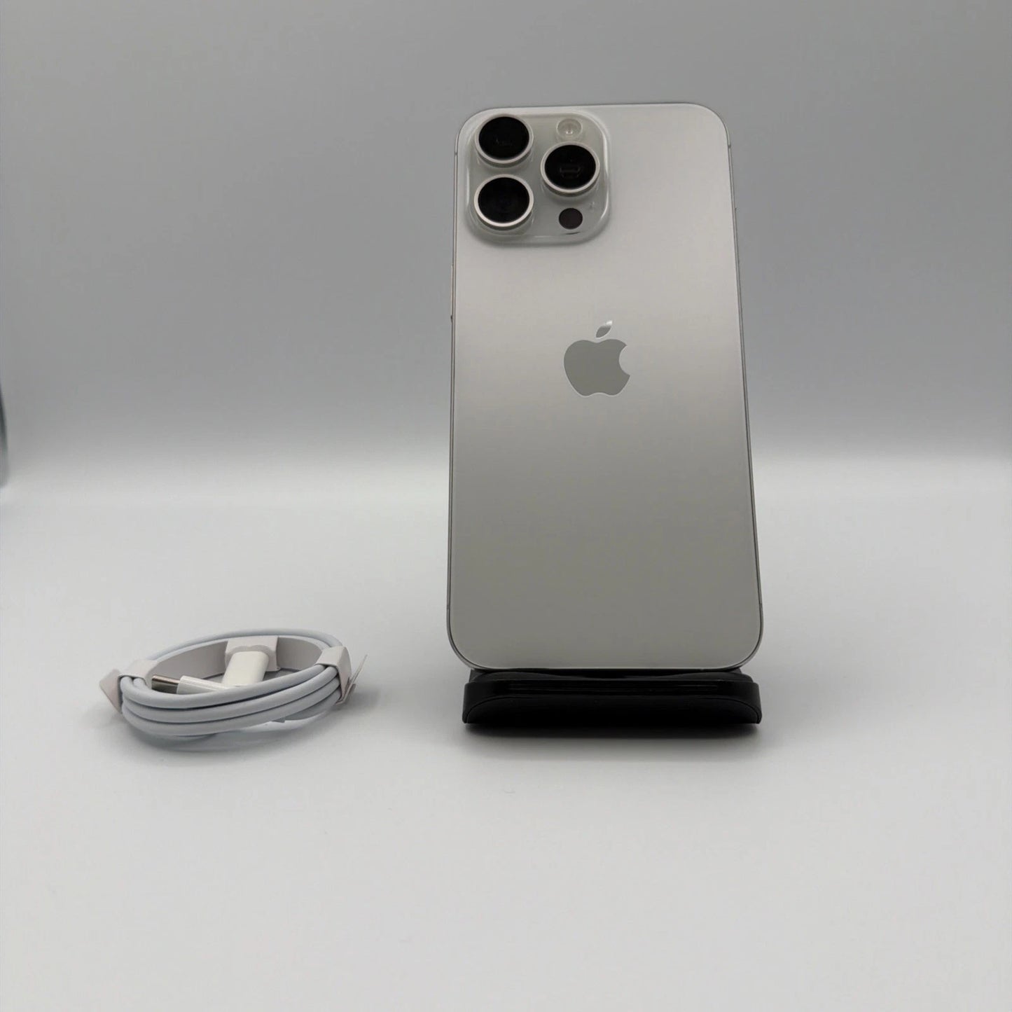 Apple iPhone 15 Pro Max  débloqué 256g